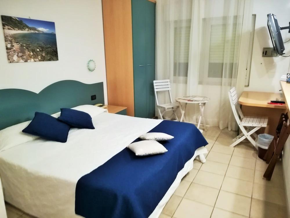Hotel La Caletta Porto Santo Stefano  Bagian luar foto